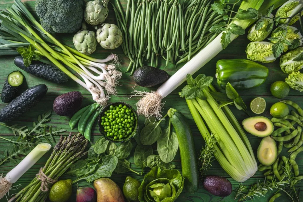 Fresh fruits and vegetables for fat loss